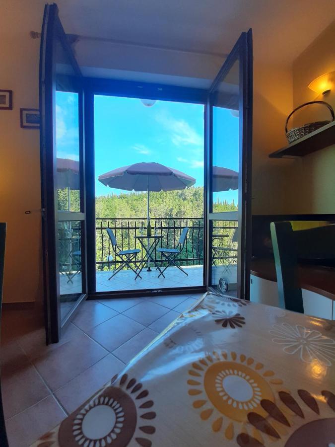 Апартаменты Terrazza Su Fosso Bianco Баньи-Сан-Филиппо Экстерьер фото